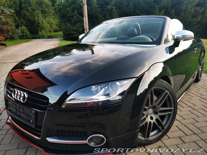 Audi TT TTS ROADSTER 2011