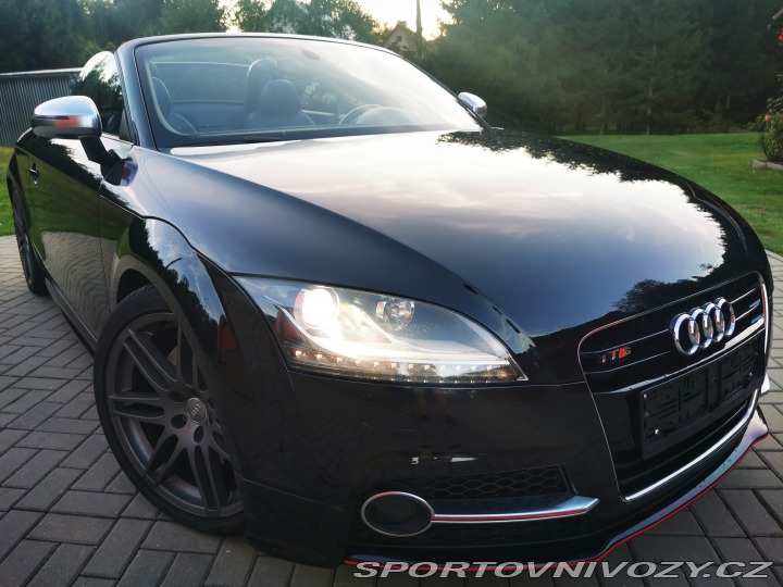 Audi TT TTS ROADSTER 2011
