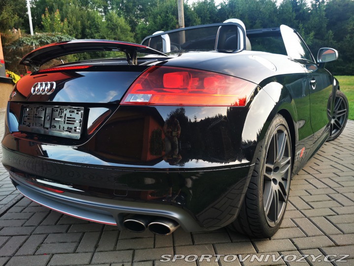 Audi TT TTS ROADSTER 2011