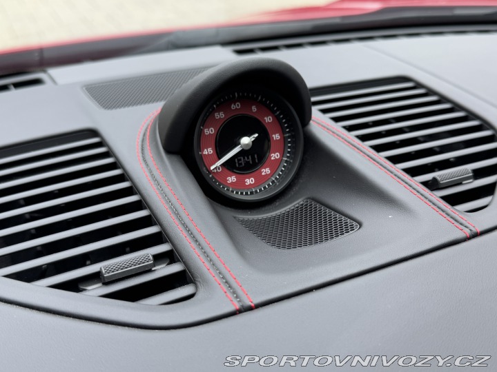 Porsche 911 Carrera 4 GTS 2023