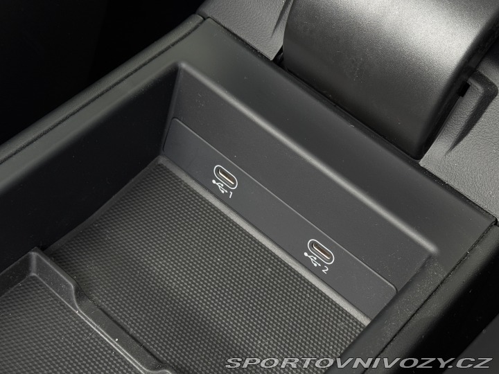 Porsche 911 Carrera 4 GTS 2023