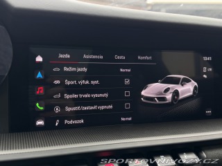 Porsche 911 Carrera 4 GTS 2023