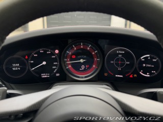 Porsche 911 Carrera 4 GTS 2023