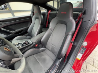 Porsche 911 Carrera 4 GTS 2023
