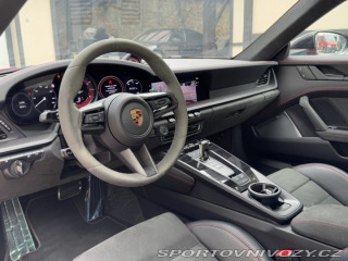 Porsche 911 Carrera 4 GTS 2023
