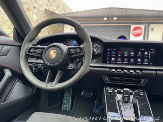 Porsche 911 Carrera 4 GTS 2023