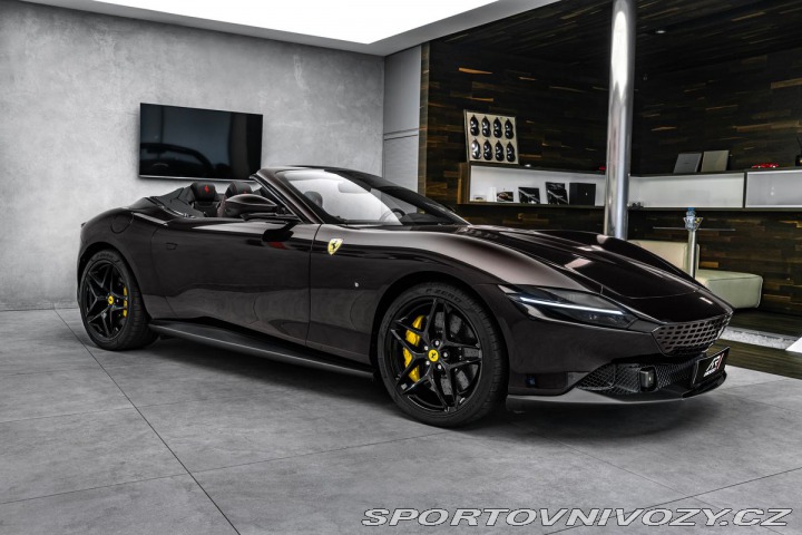 Ferrari Roma Spider 2025