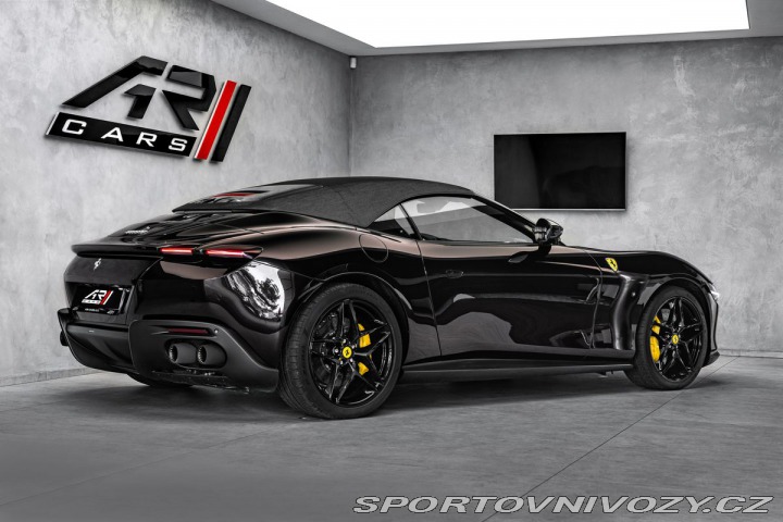 Ferrari Roma Spider 2025