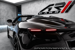 Ferrari Roma Spider 2025