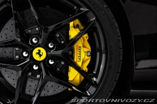 Ferrari Roma Spider 2025