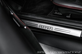 Ferrari Roma Spider 2025