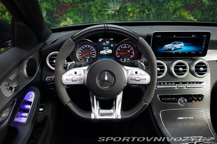 Mercedes-Benz C 63 AMG V8 350kW LED Pano 2019