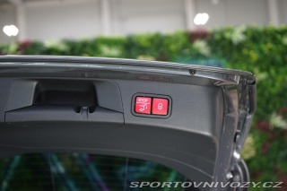 Mercedes-Benz C 63 AMG V8 350kW LED Pano 2019