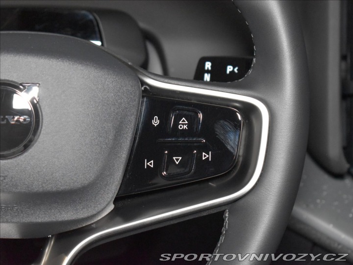 Volvo Ostatní modely EX30 0,0 Twin Motor Ultra Pano 2024