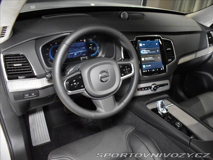 Volvo Ostatní modely XC90 2,0 T8 AWD Ultra Bright 2024