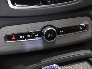 Volvo Ostatní modely XC90 2,0 T8 AWD Ultra Bright 2024