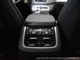 Volvo Ostatní modely XC90 2,0 T8 AWD Ultra Bright 2024