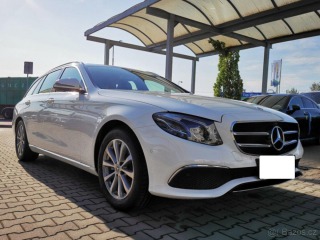 Mercedes-Benz E 2,0   220d 4Matic kombi