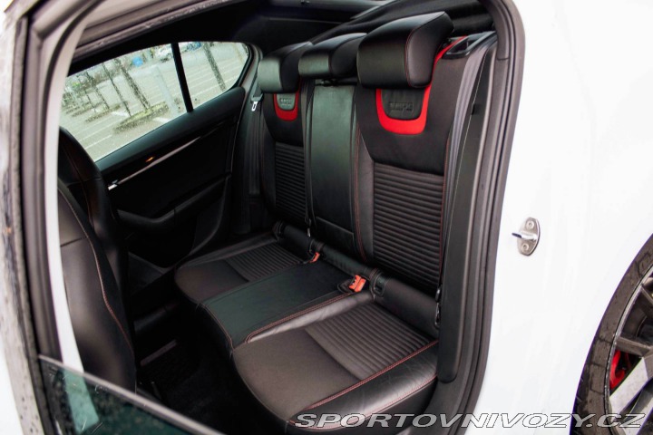 Škoda Octavia RS 2.0 TDI CR DPF RS DSG 2015
