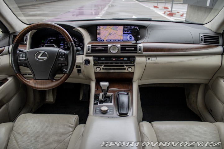 Lexus Ostatní modely LS  600h L, 290 kW, automat, 2013