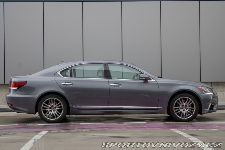 Lexus Ostatní modely LS  600h L, 290 kW, automat, 2013