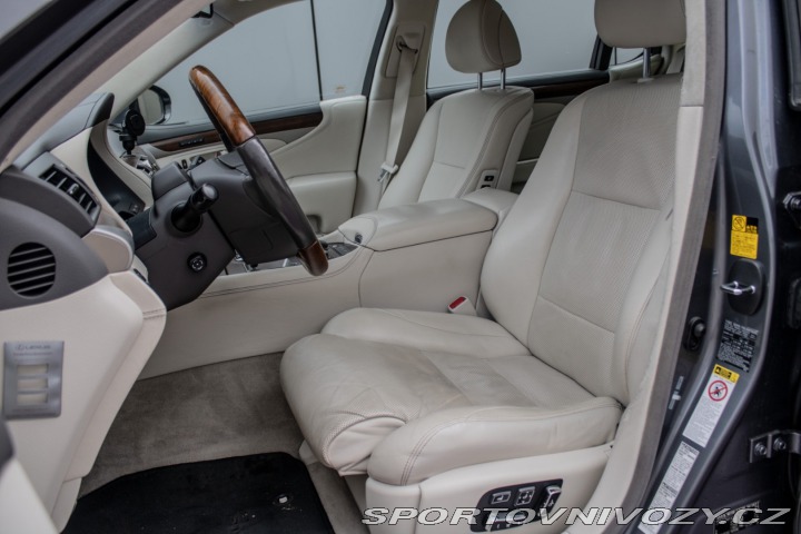Lexus Ostatní modely LS  600h L, 290 kW, automat, 2013