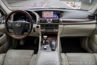 Lexus Ostatní modely LS  600h L, 290 kW, automat, 2013