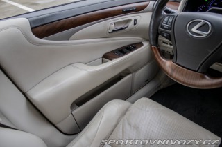 Lexus Ostatní modely LS  600h L, 290 kW, automat, 2013