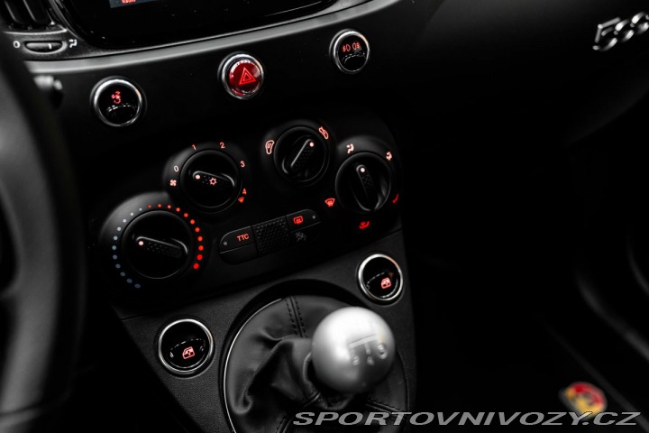 Abarth 500 595, ZÁRUKA 2023