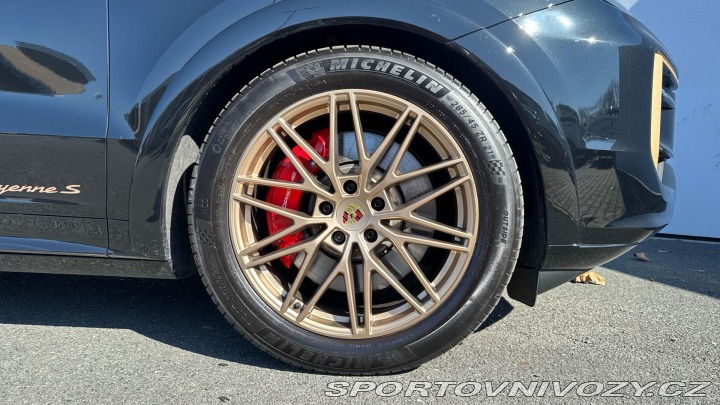Porsche Cayenne S 2024