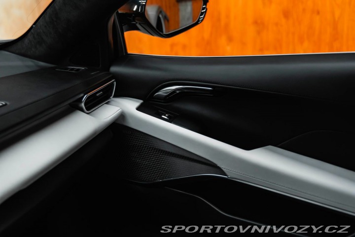 Lotus Emira V6 First Edition, KEF, ZÁ 2023