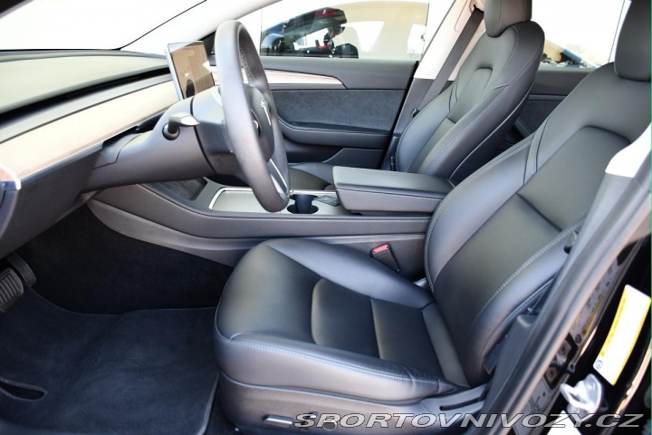 Tesla Model 3 STANDARD PLUS REZERVACE 2021