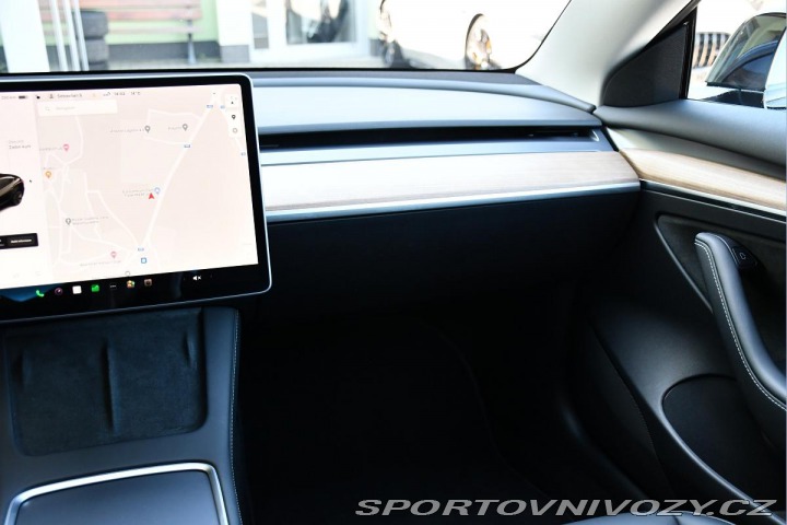Tesla Model 3 STANDARD PLUS REZERVACE 2021