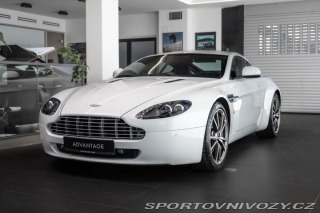 Aston Martin V8 Vantage 2010