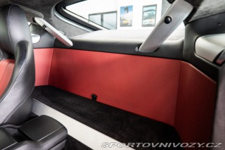 Aston Martin V8 Vantage 2010