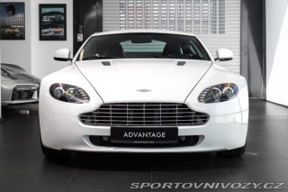 Aston Martin V8 Vantage 2010
