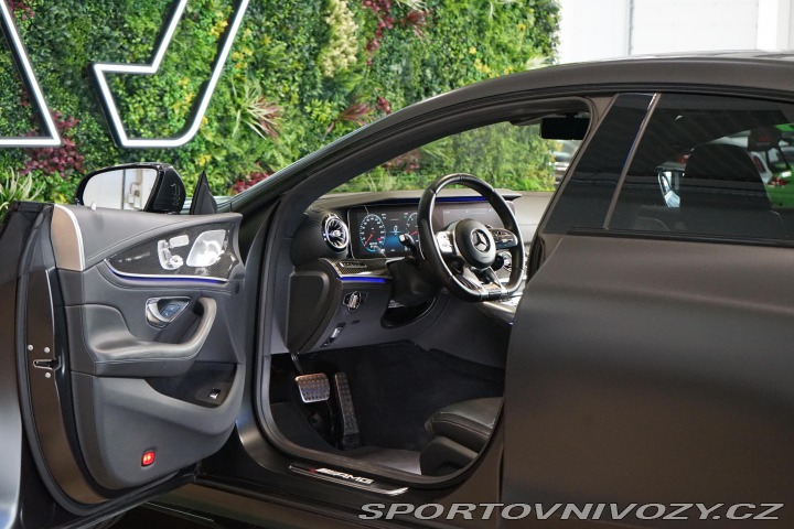 Mercedes-Benz AMG GT 63 S 4Matic+ Burm Masáž M 2020