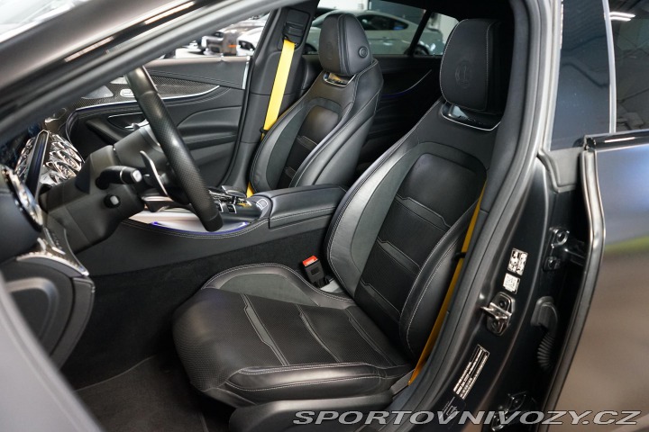 Mercedes-Benz AMG GT 63 S 4Matic+ Burm Masáž M 2020