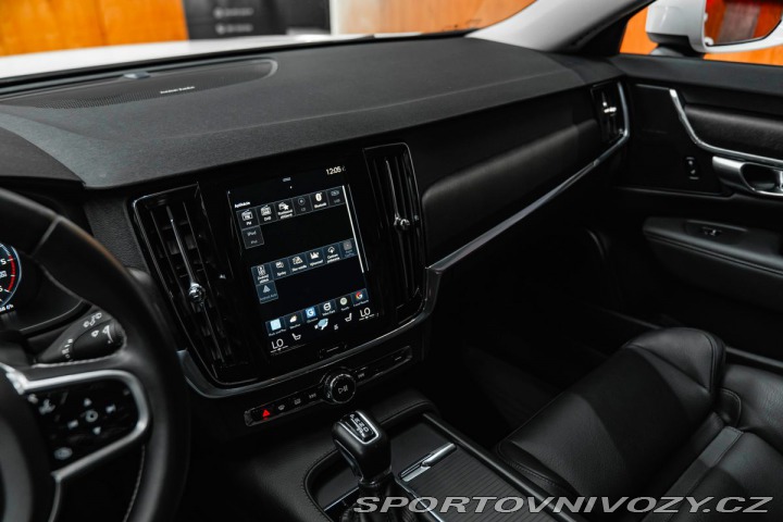 Volvo V90 Cross Country Pro, AWD, H 2021