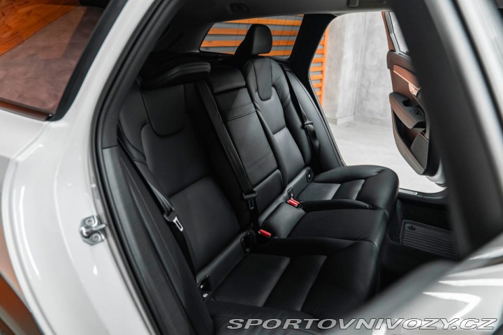 Volvo V90 Cross Country Pro, AWD, H 2021