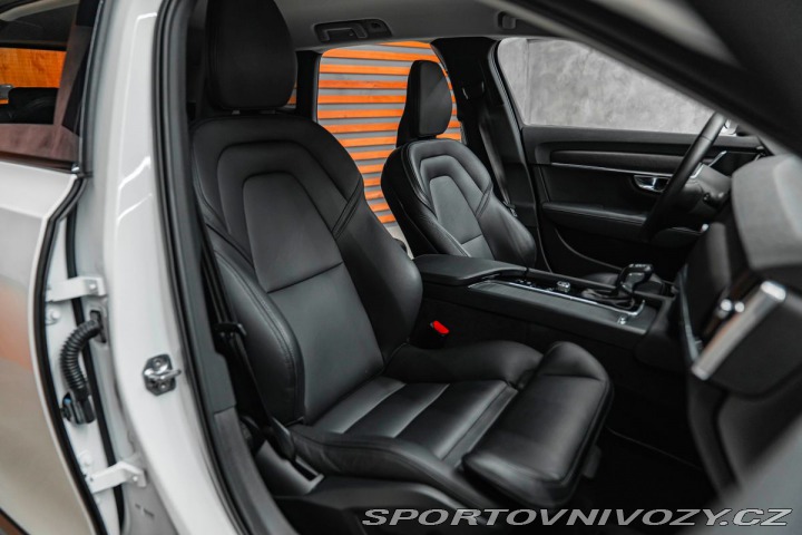 Volvo V90 Cross Country Pro, AWD, H 2021