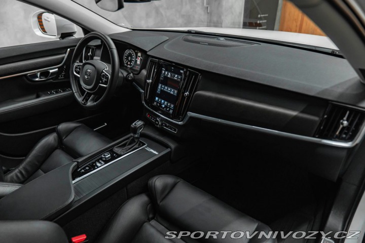 Volvo V90 Cross Country Pro, AWD, H 2021