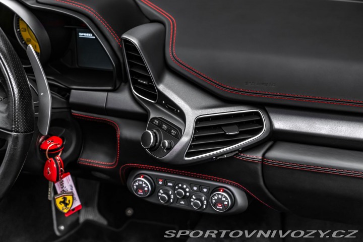 Ferrari 458 2013