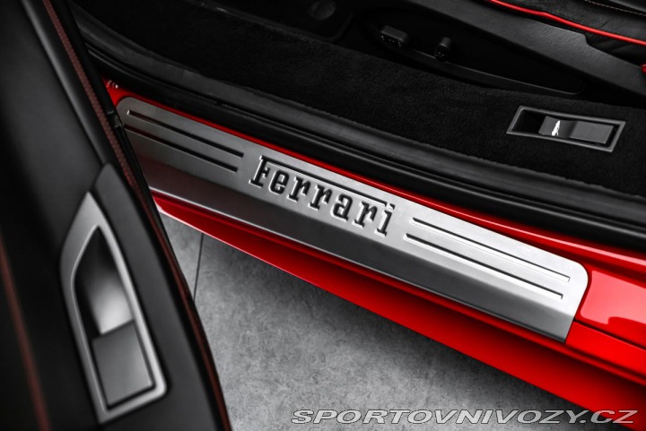 Ferrari 458 2013