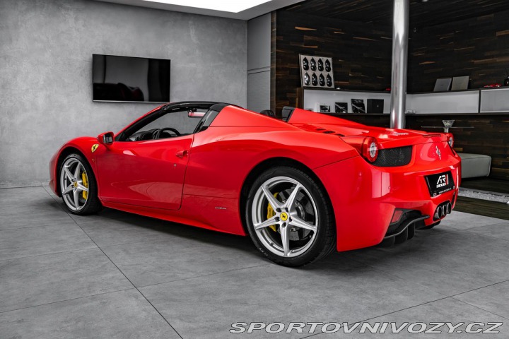 Ferrari 458 2013