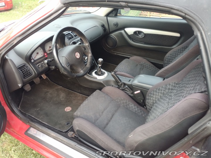 MG MGF 2000