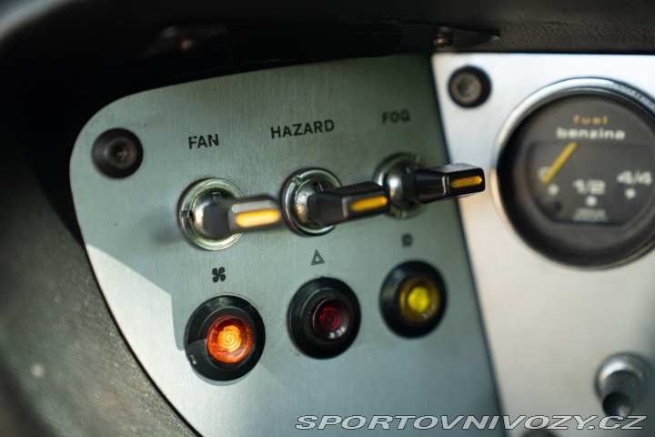 Ferrari Dino 308 GT4 1975