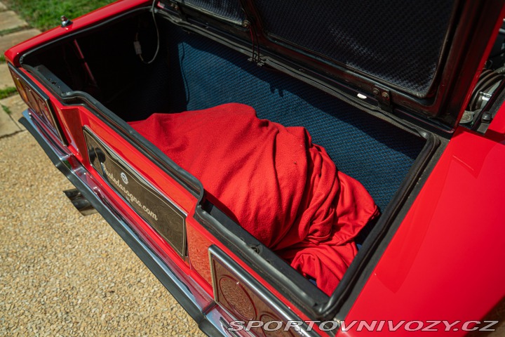 Ferrari Dino 308 GT4 1975
