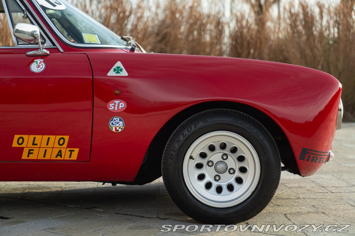 Alfa Romeo GT 2000 VELOCE replica GTAM 1973
