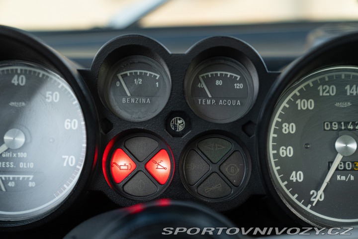 Alfa Romeo GT 2000 VELOCE replica GTAM 1973